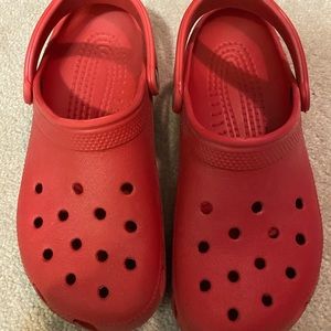 CROCS Red EUC W9/7M